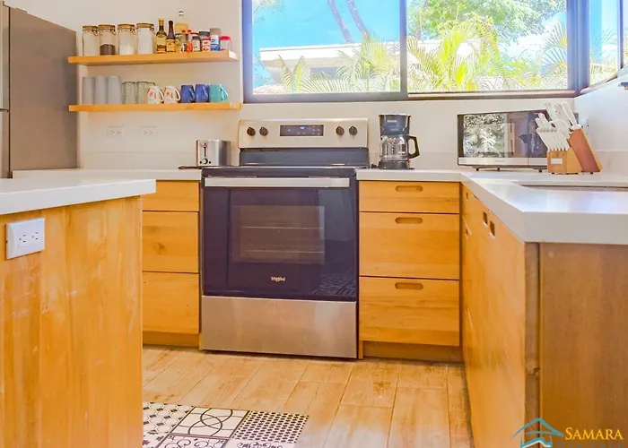 Casa Encanto Charming House 5 Minutes Walking From The Holiday home Samara