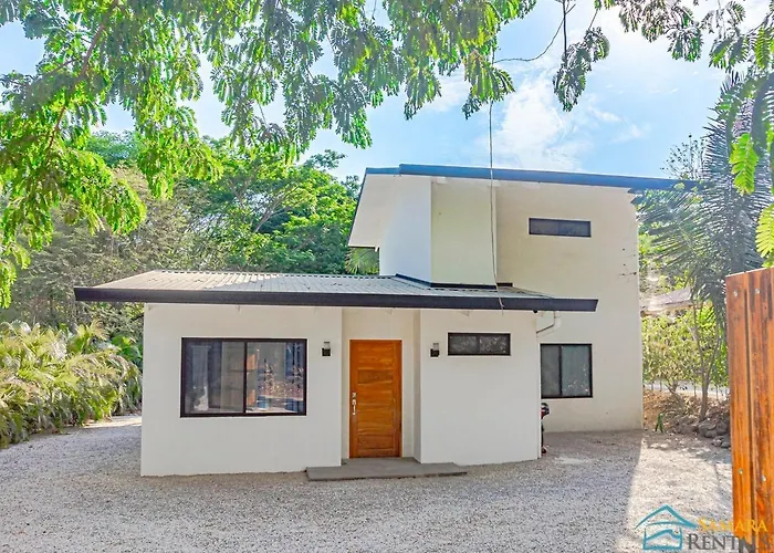 Casa Encanto Charming House 5 Minutes Walking From The Holiday home Samara
