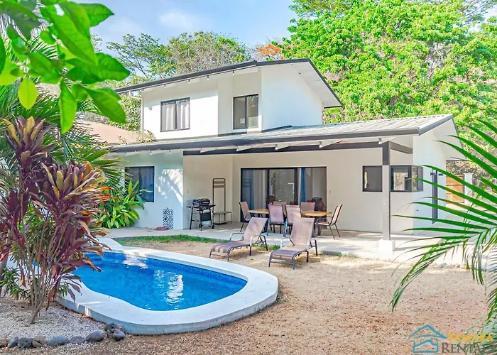 Casa Encanto Charming House 5 Minutes Walking From The Holiday home Samara